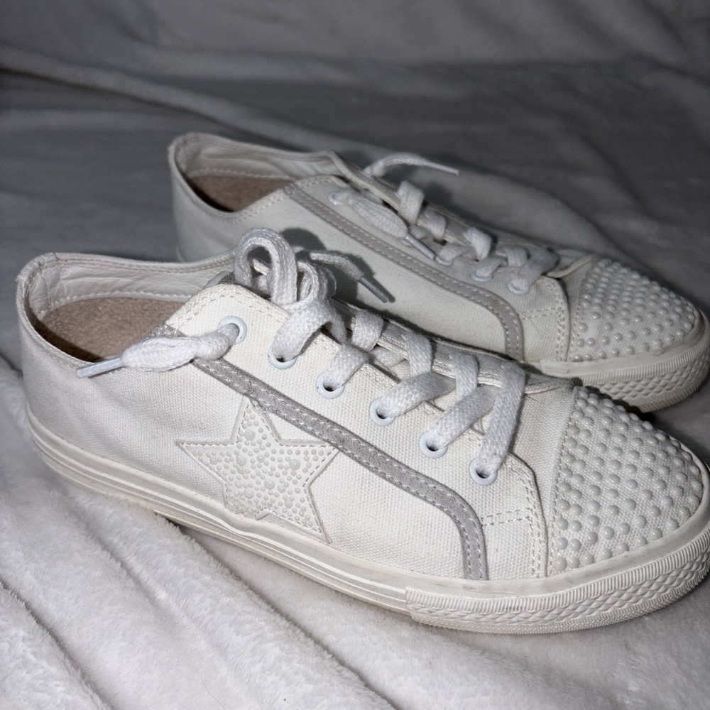 Vintage Havana Women Alive Fashion Sneaker White Pearl 8.5 Designer Alternative